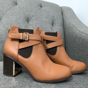 Size 7 Brown Leather Booties